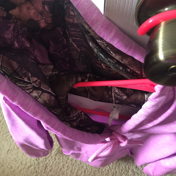 Women’s Under Armour Cool Gear Hoodie - Picture 6 of 7